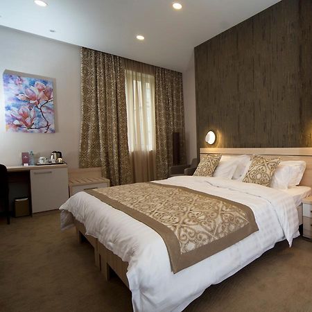 Iberia Didube Hotel Tbilisi Luaran gambar