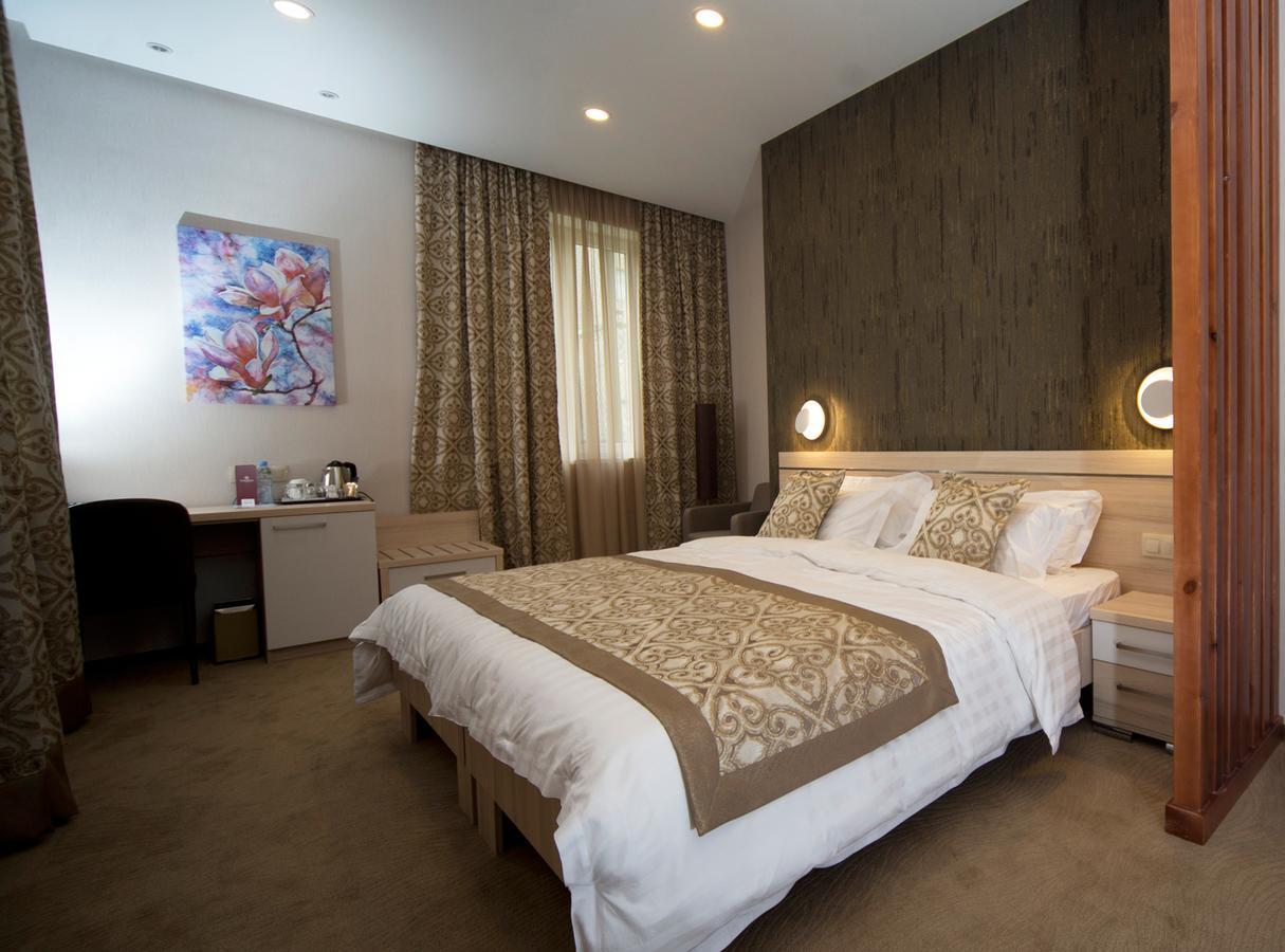Iberia Didube Hotel Tbilisi Luaran gambar